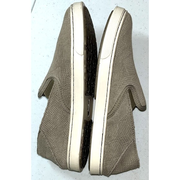 Olukai Pehuea Women's 7W Leather Loafer Slip On Clay Taupe Brown 20329-LH10 - Picture 6 of 9